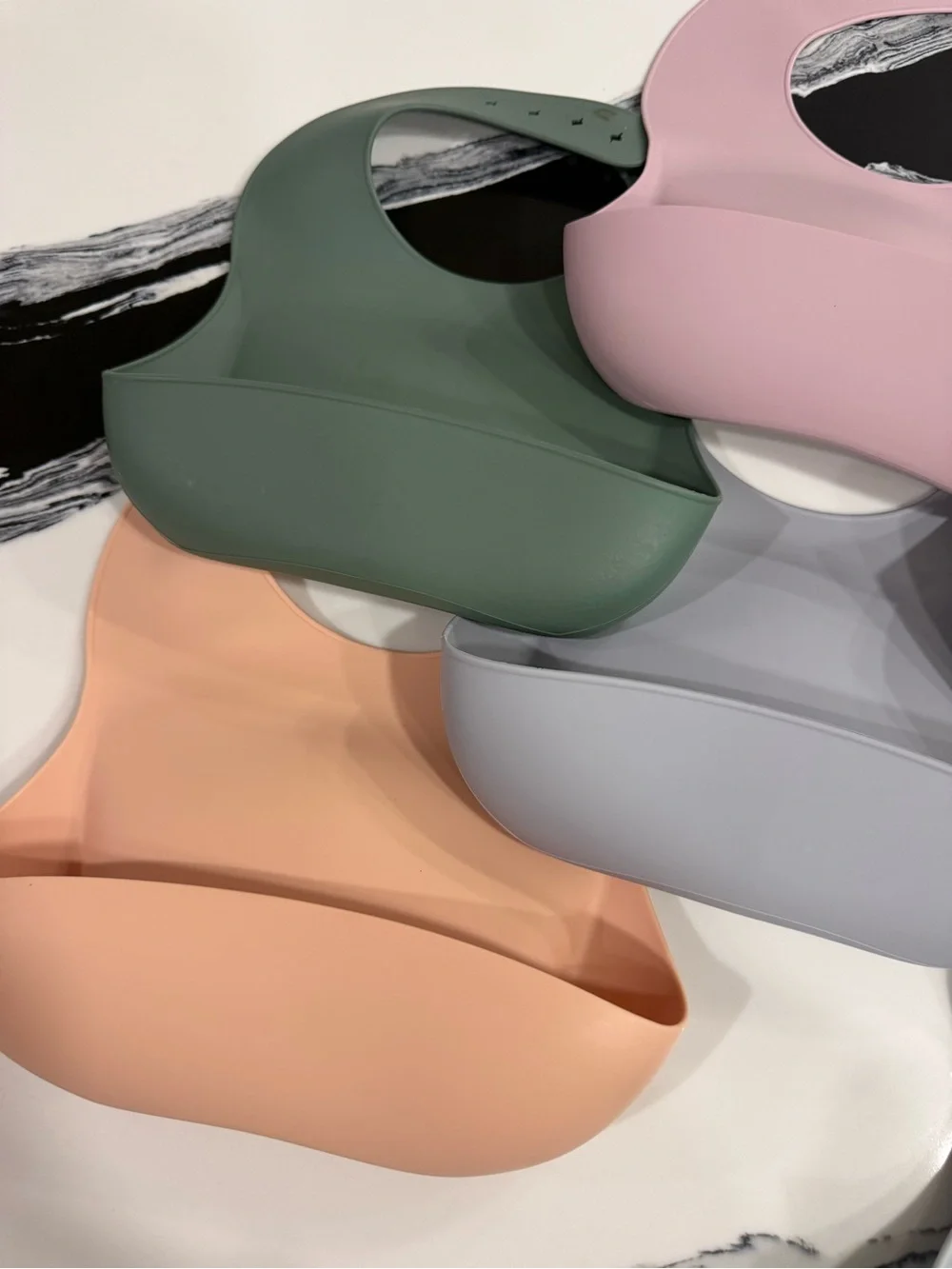Mushie Adjustable Silicone Baby Bib Set in Pink, Green, Cream, Gray, Peach, Blue